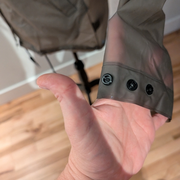 Hunter Rain Jacket. Size XS. EUC. - Picture 5 of 14